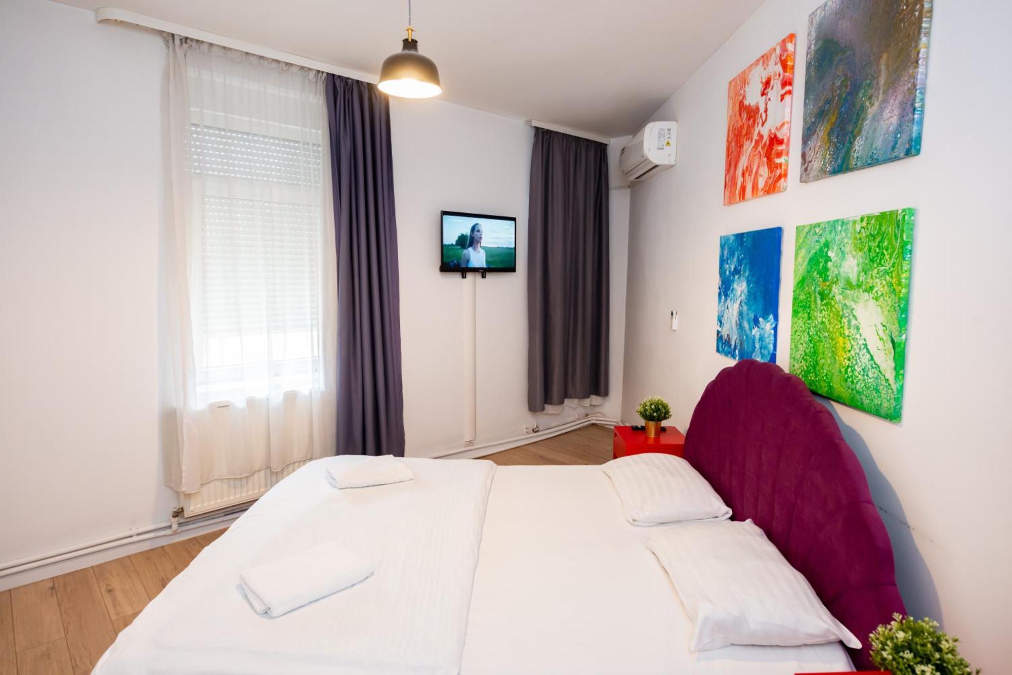 Ideal Accommodation Unirii Square بوخارست المظهر الخارجي الصورة