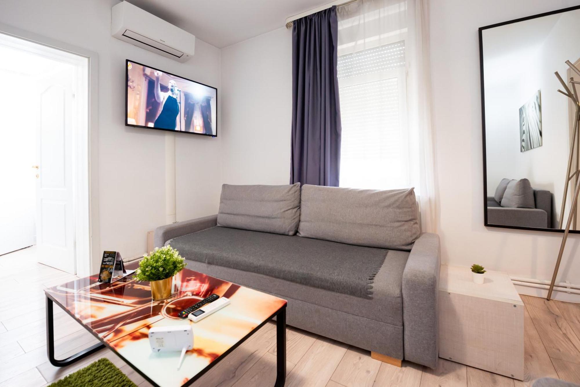 Ideal Accommodation Unirii Square بوخارست المظهر الخارجي الصورة