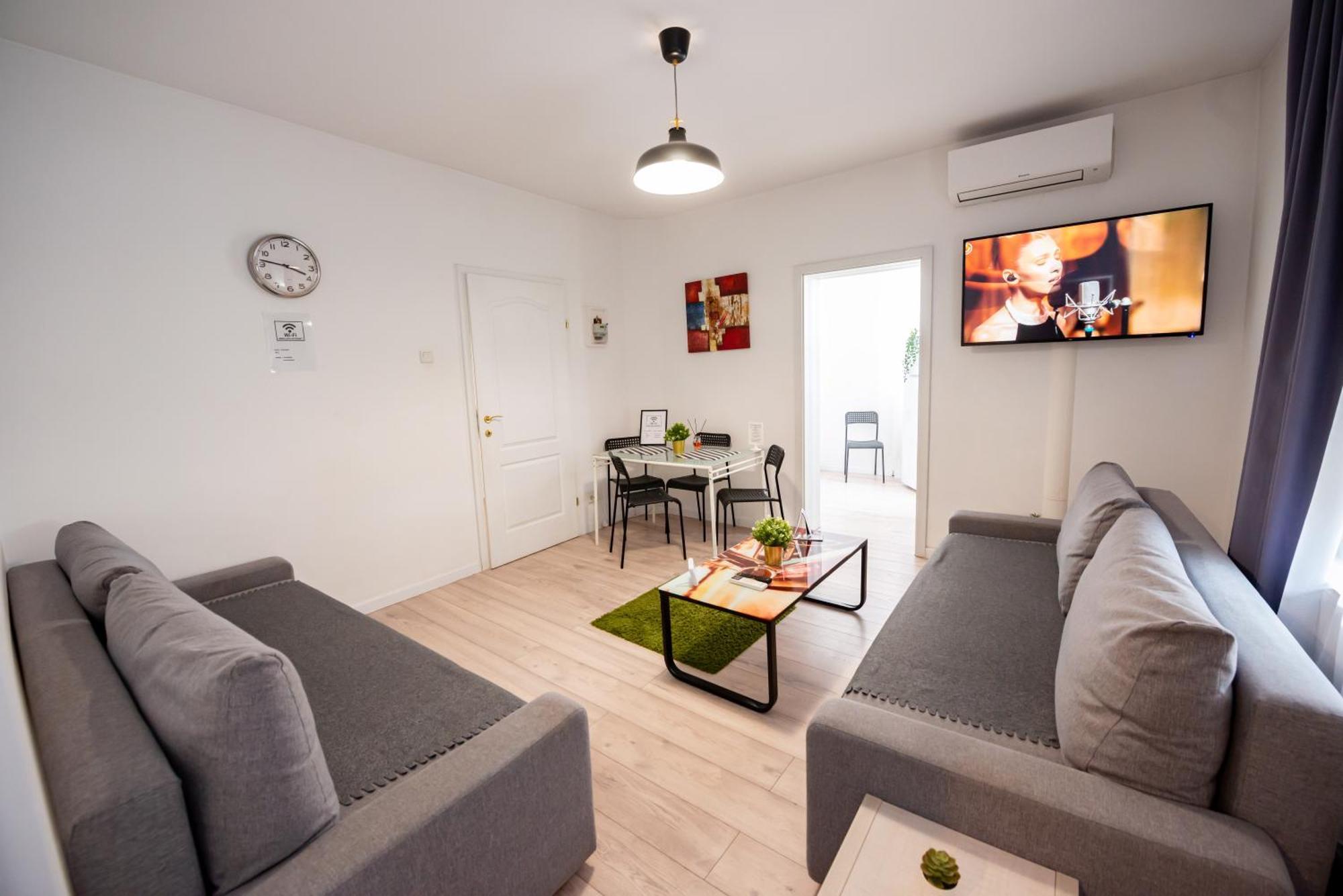 Ideal Accommodation Unirii Square بوخارست المظهر الخارجي الصورة