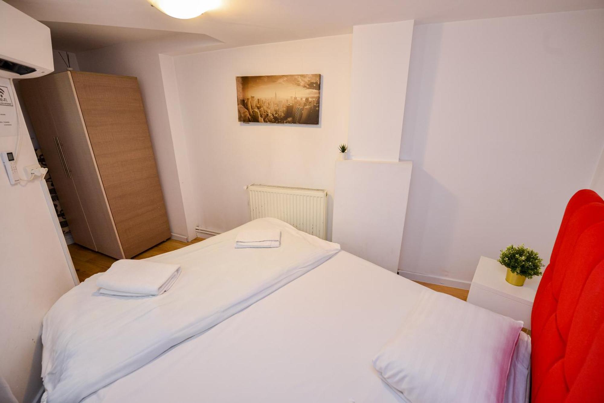 Ideal Accommodation Unirii Square بوخارست المظهر الخارجي الصورة