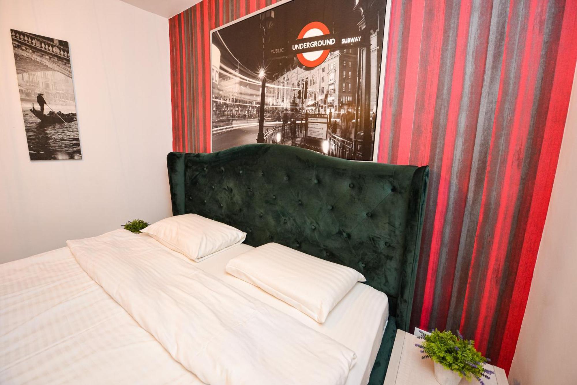 Ideal Accommodation Unirii Square بوخارست المظهر الخارجي الصورة
